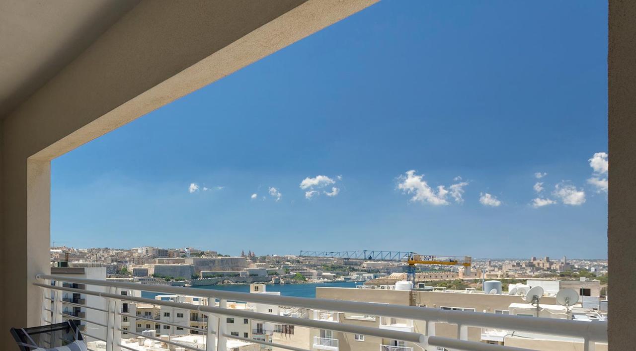 Luxury Apartment Inc Pool & Views Sliema Exterior photo